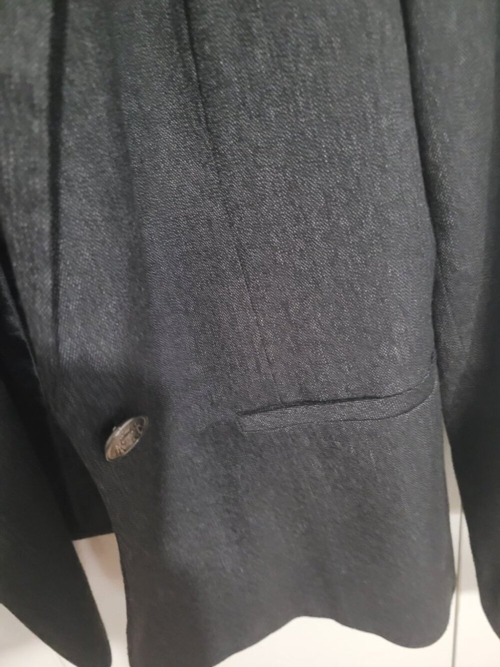 Blazer - Picture 2 of 9